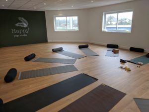 annegaelle_YinYoga_Bretagne_HappyYogaStudio